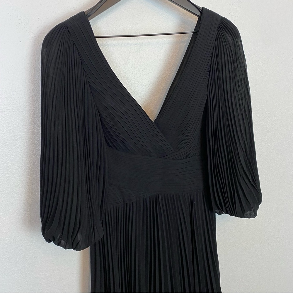 Teri Jon by Rickie Freeman Chiffon Pleated V Neck Gown 209098 - Picture 5 of 8